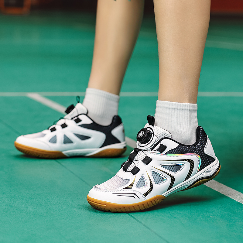 أحذية رياضية خفيفة الوزن وقابل - مراجعة Shoe Non Slip Badminton وسعره