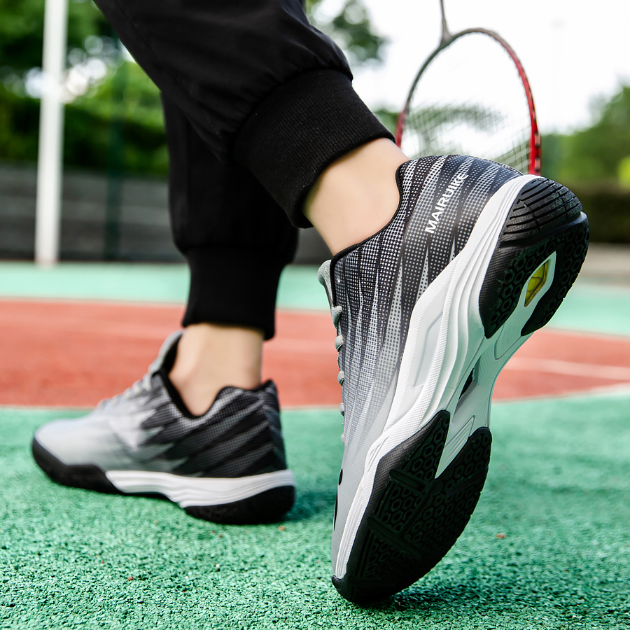 أحذية رياضية احترافية للرجال ل - مراجعة Shoe Non Slip Badminton وسعره
