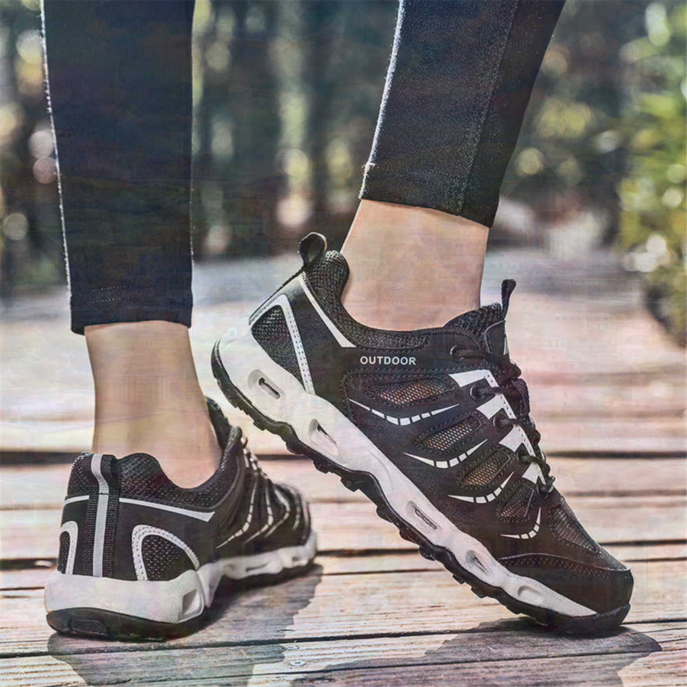 أحذية رياضية صيفية ذات طرف مست - مراجعة Badminton Center وسعره