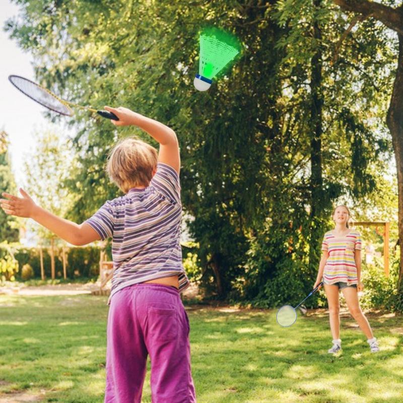بقعة ضوء led الملونة لتنس الري - مراجعة Badminton Center وسعره